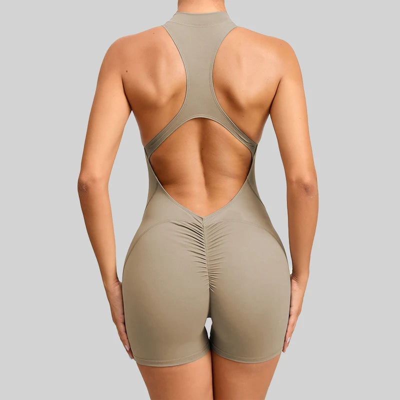 Combinaison de sport courte sans manches